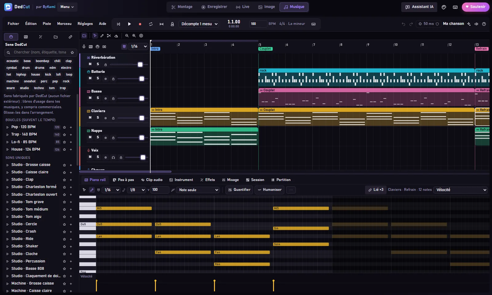 L’espace Musique de DedCut : pistes de batterie, basse, claviers et nappe, et le piano roll d’un refrain.